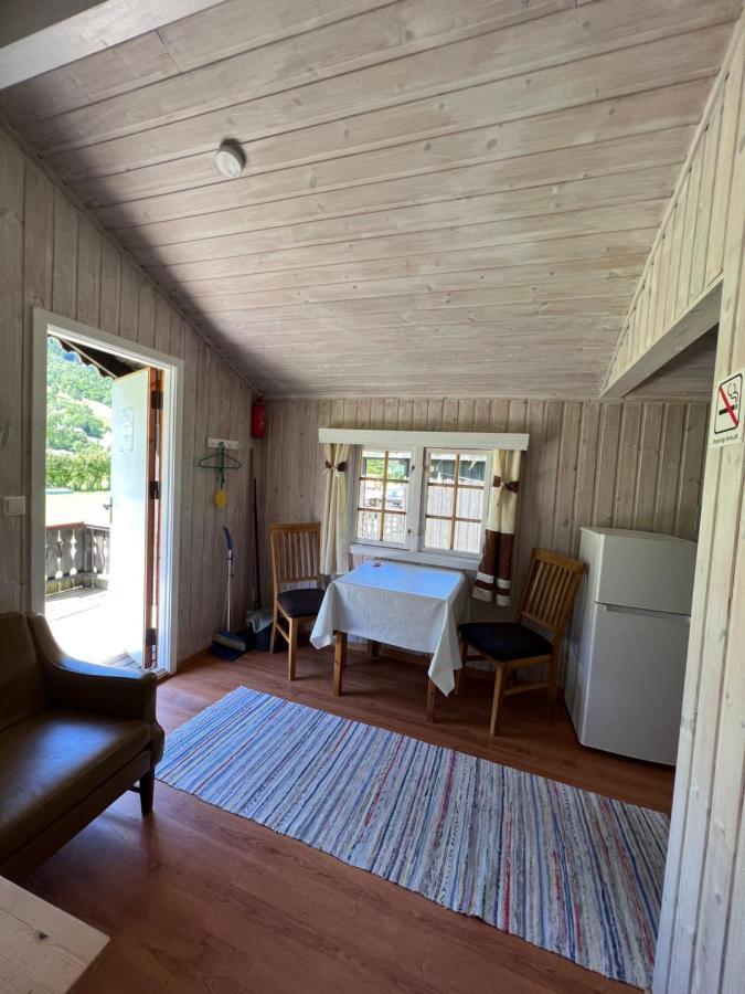 Vistdal Camping Myklebostad  Buitenkant foto