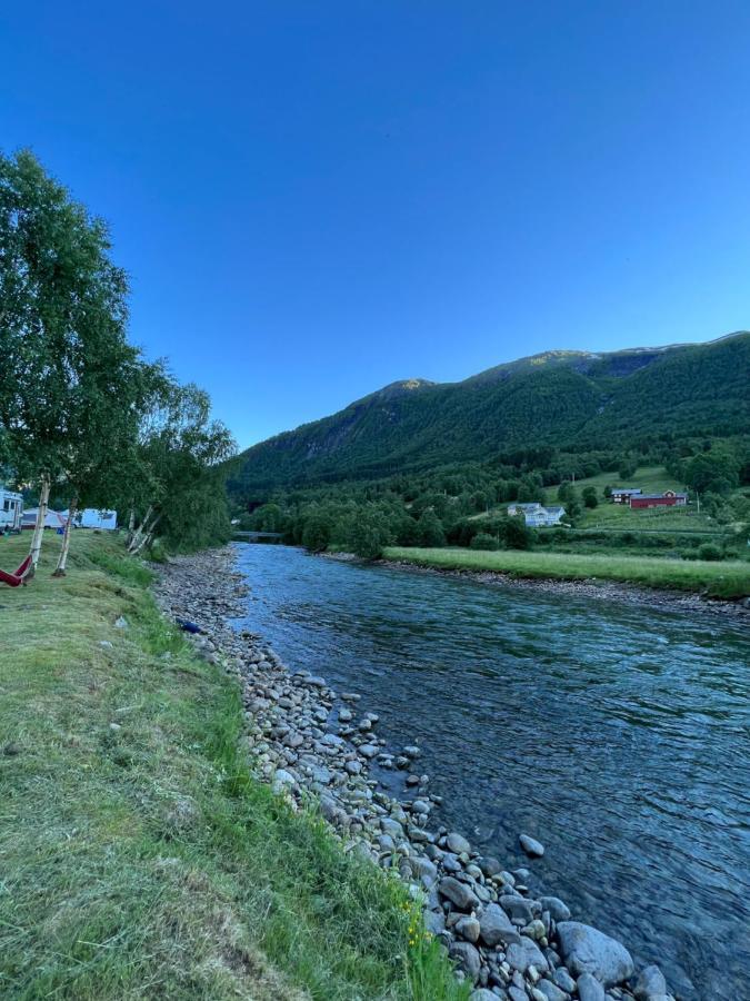 Vistdal Camping Myklebostad  Buitenkant foto