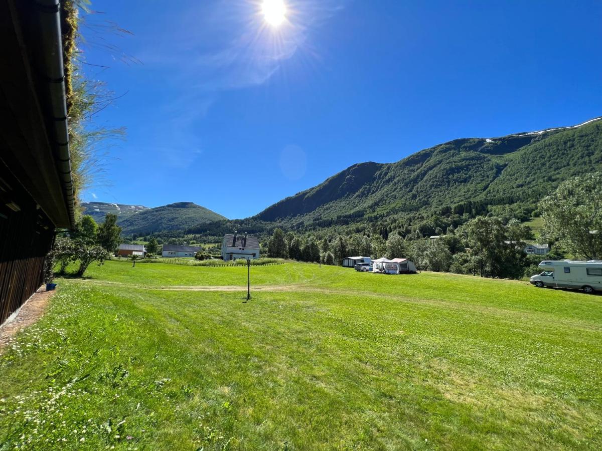 Vistdal Camping Myklebostad  Buitenkant foto