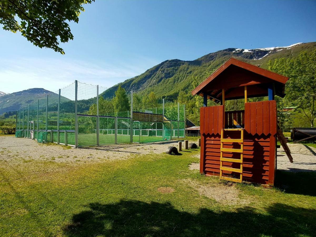 Vistdal Camping Myklebostad  Buitenkant foto